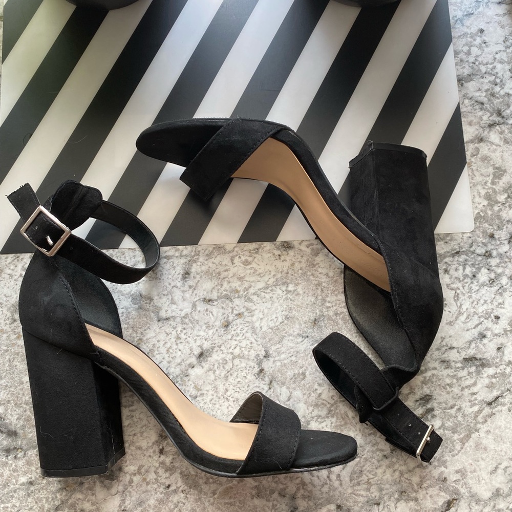 Used black heels